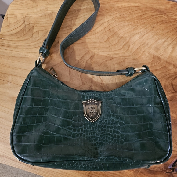 Dark Green Croc-Embossed Shoulder Bag with Gold Slytherin Emblem - Picture 2 of 6